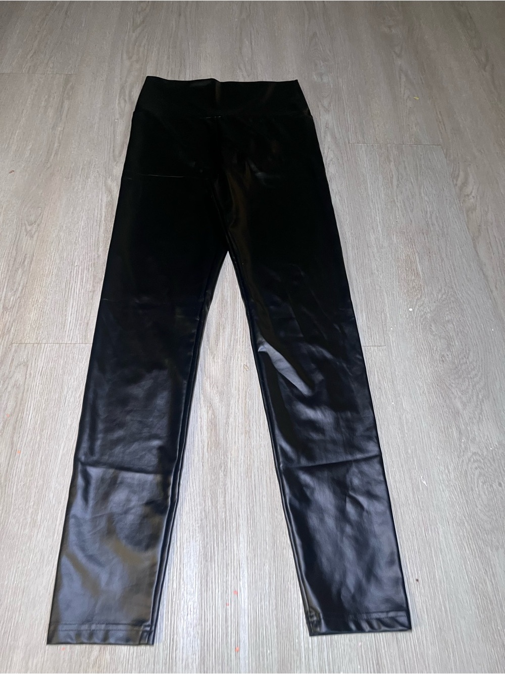 Black Faux Leather Leggings Medium